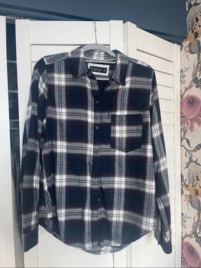 Abercrombie & Fitch Navy, White & Gray Plaid Button-Down Shirt